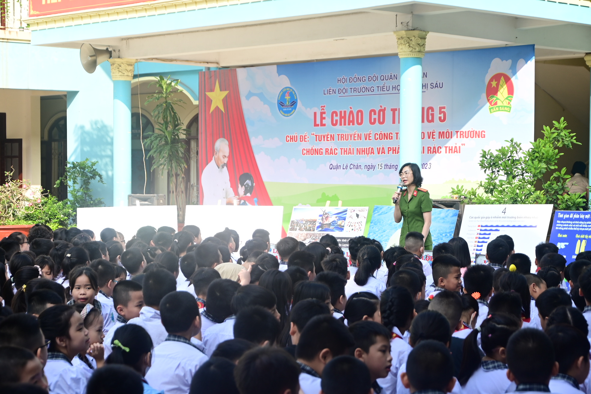 Hội phụ nữ Phòng Cảnh sát môi trường tuyên truyền chống rác thải nhựa và phân loại rác thải tại trường Tiểu học Võ Thị Sáu